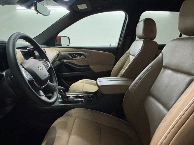 Used 2023 Chevrolet Traverse Premier image 18