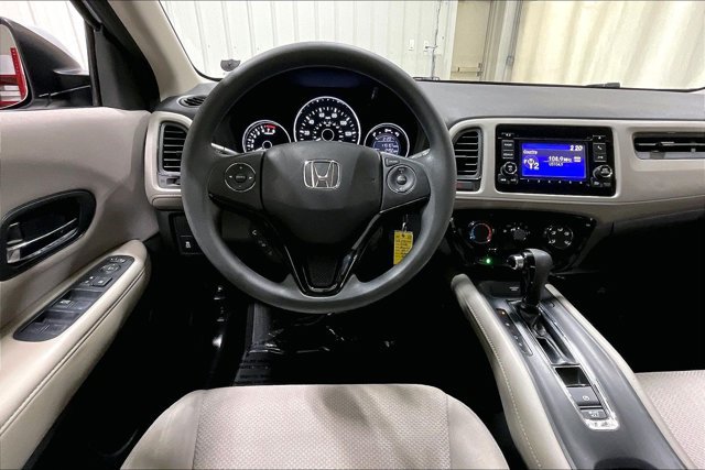 Used 2018 Honda HR-V LX image 5