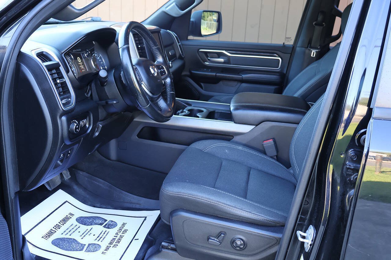 Used 2019 RAM 1500 Big Horn AWD/4WD image 12