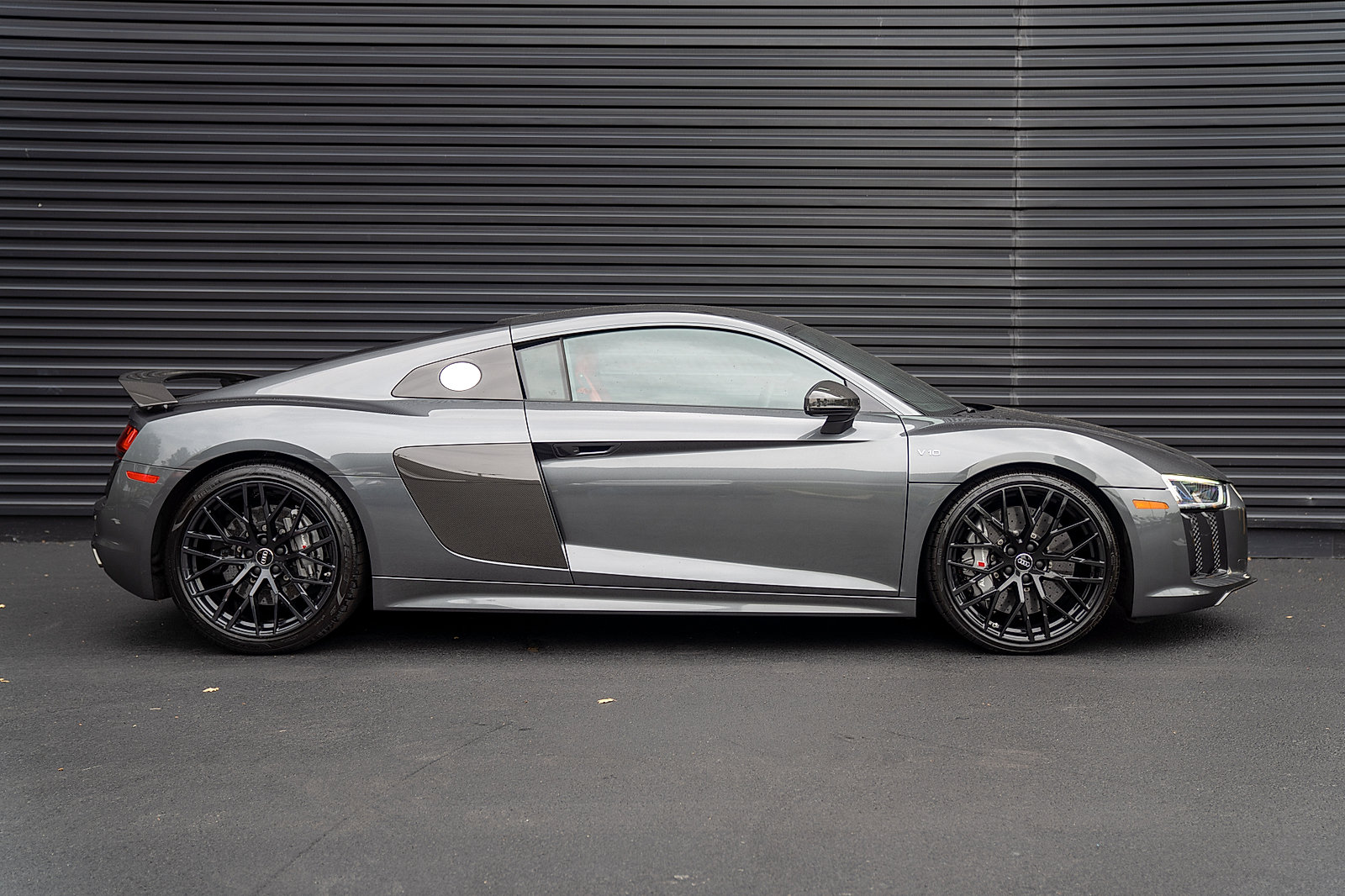 Used 2018 Audi R8 V10 plus AWD/4WD image 25