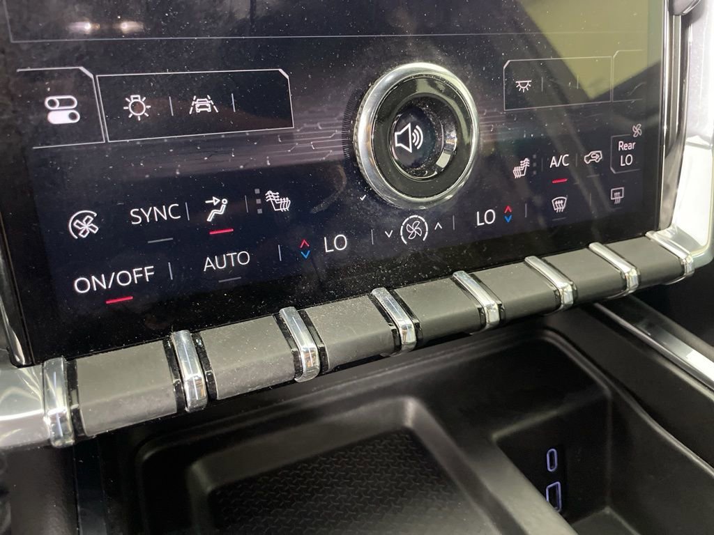 Used 2025 GMC Acadia Elevation image 32