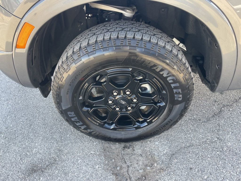 Used 2025 Ford Ranger XLT w/ Equipment Group 301A High image 9