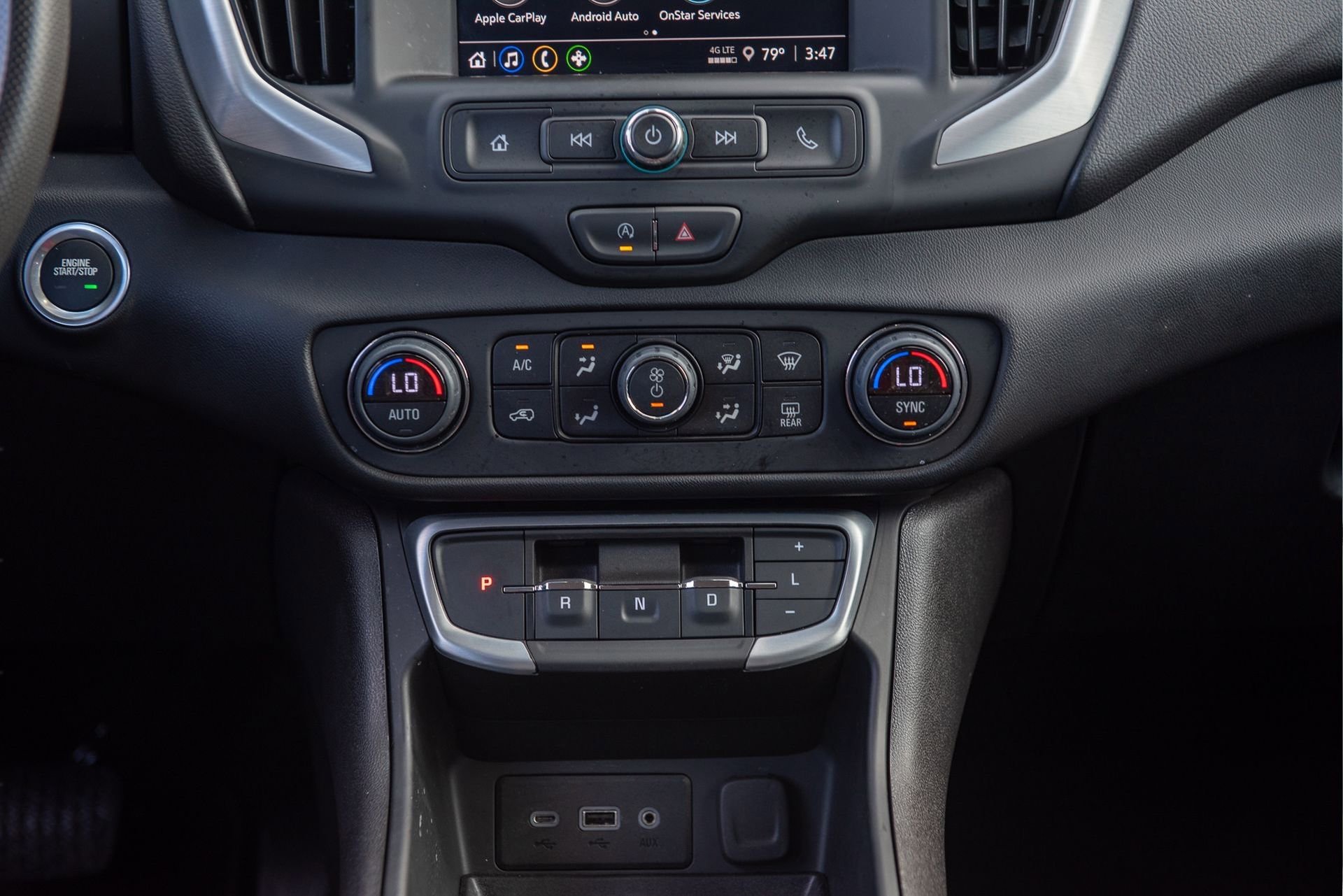 Used 2024 GMC Terrain SLE w/ Driver Convenience Package image 24