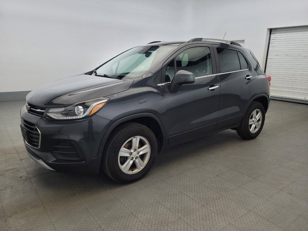 Used 2017 Chevrolet Trax LT w/ LT Convenience Package AWD/4WD image 2