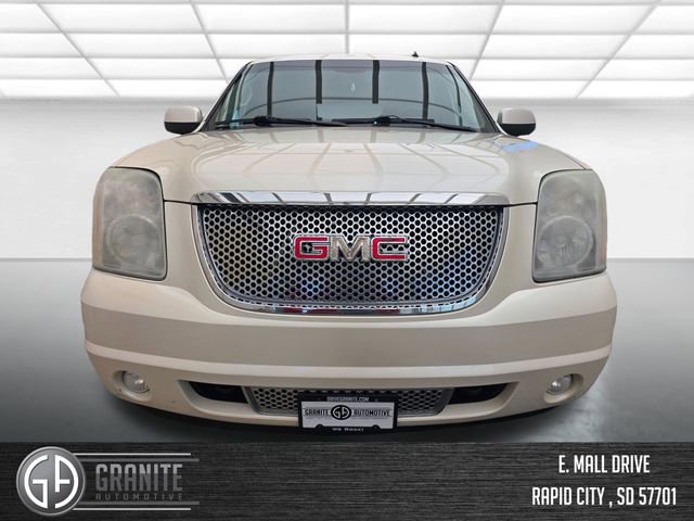 Used 2011 GMC Yukon Denali image 8