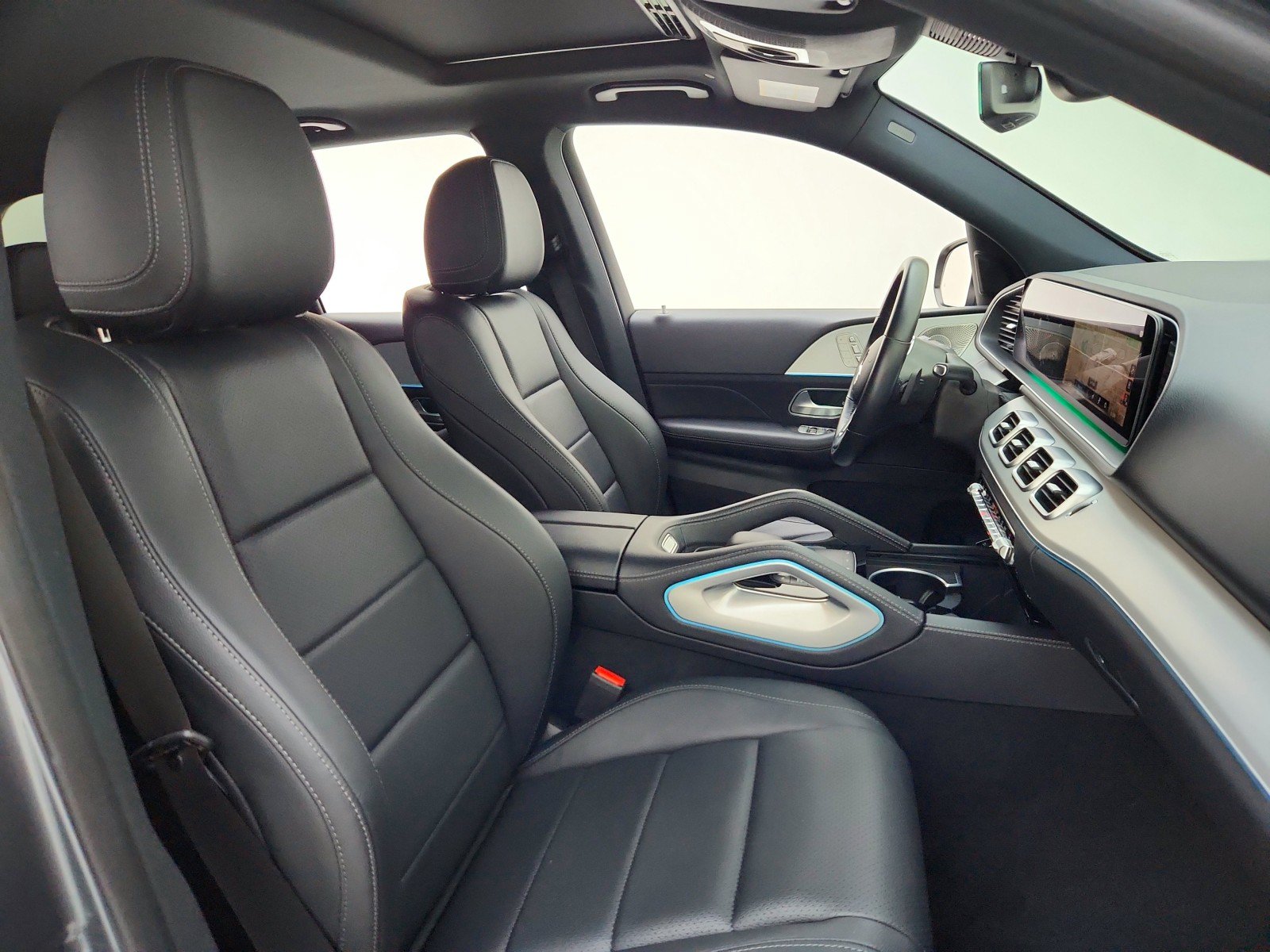 Certified 2022 Mercedes-Benz GLE 350 4MATIC w/ Premium Package image 30