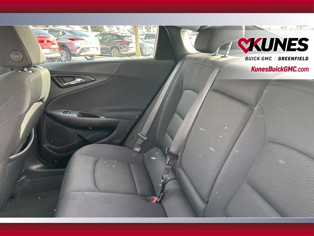 Used 2023 Chevrolet Malibu LT image 37