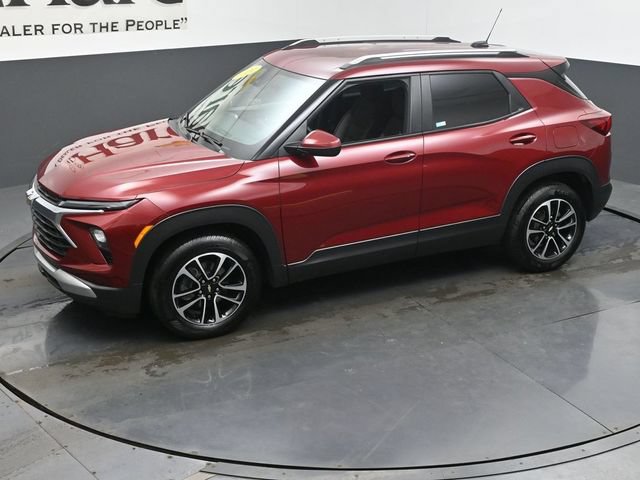 Used 2024 Chevrolet TrailBlazer LT w/ LT Cold Weather Package FWD image 43