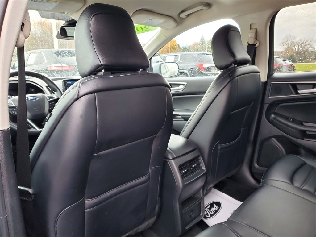 Used 2024 Ford Edge SEL image 26