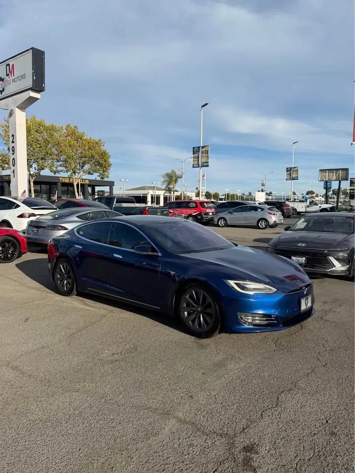 Used 2019 Tesla Model S Long Range AWD/4WD image 2