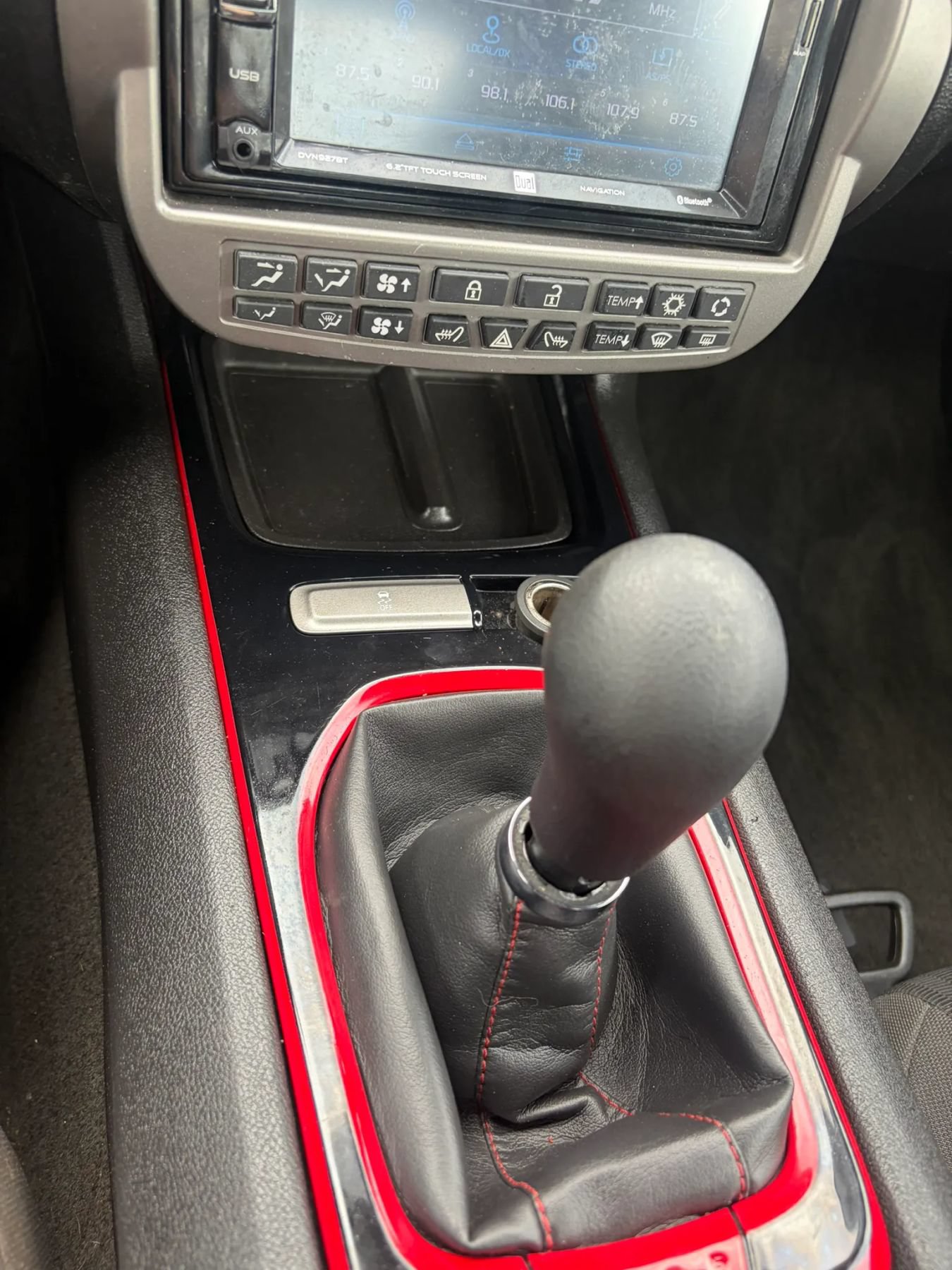 Used 2014 Chevrolet Camaro LS RWD image 37