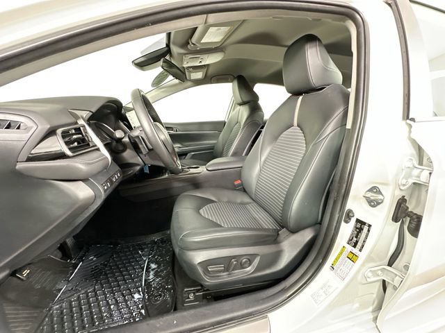 Used 2024 Toyota Camry SE FWD image 17