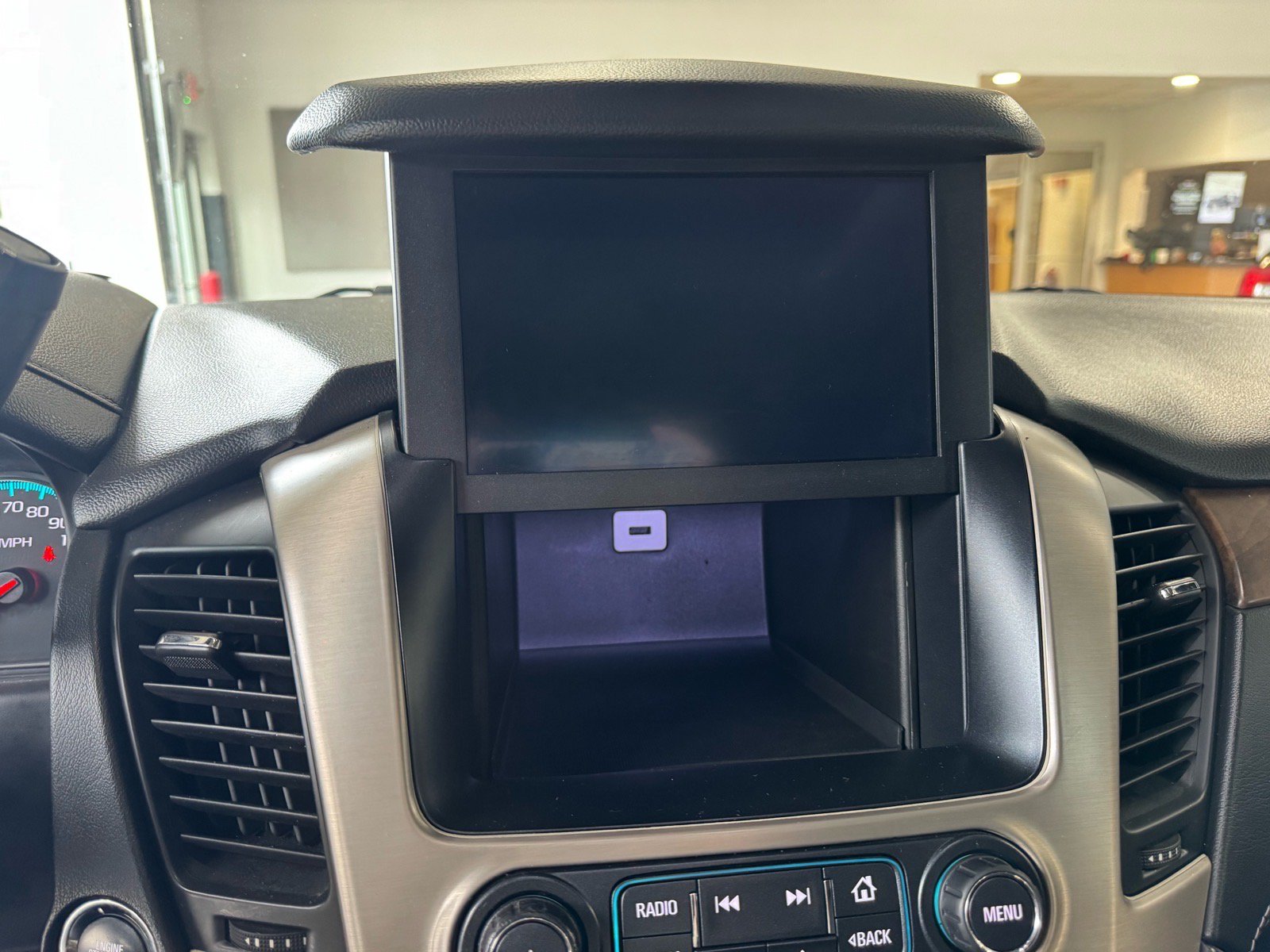 Used 2018 GMC Yukon XL Denali w/ Denali Ultimate Package AWD/4WD image 35