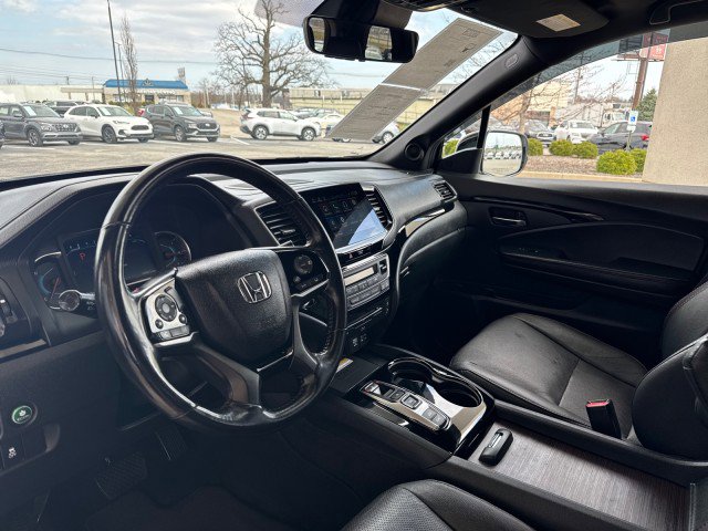 Used 2022 Honda Pilot Black Edition image 13