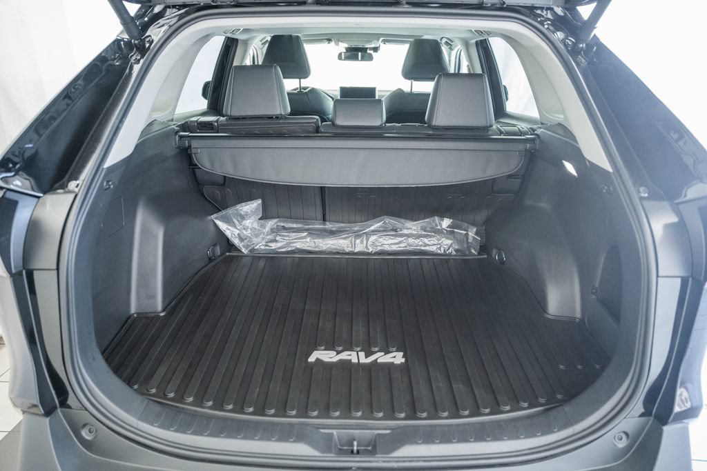 Used 2025 Toyota RAV4 XLE Premium w/ Weather Package AWD/4WD image 7