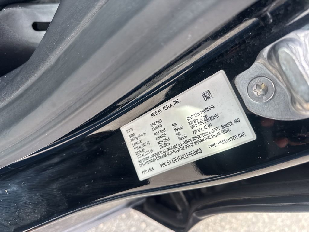 Used 2020 Tesla Model 3 Standard Range Plus image 37