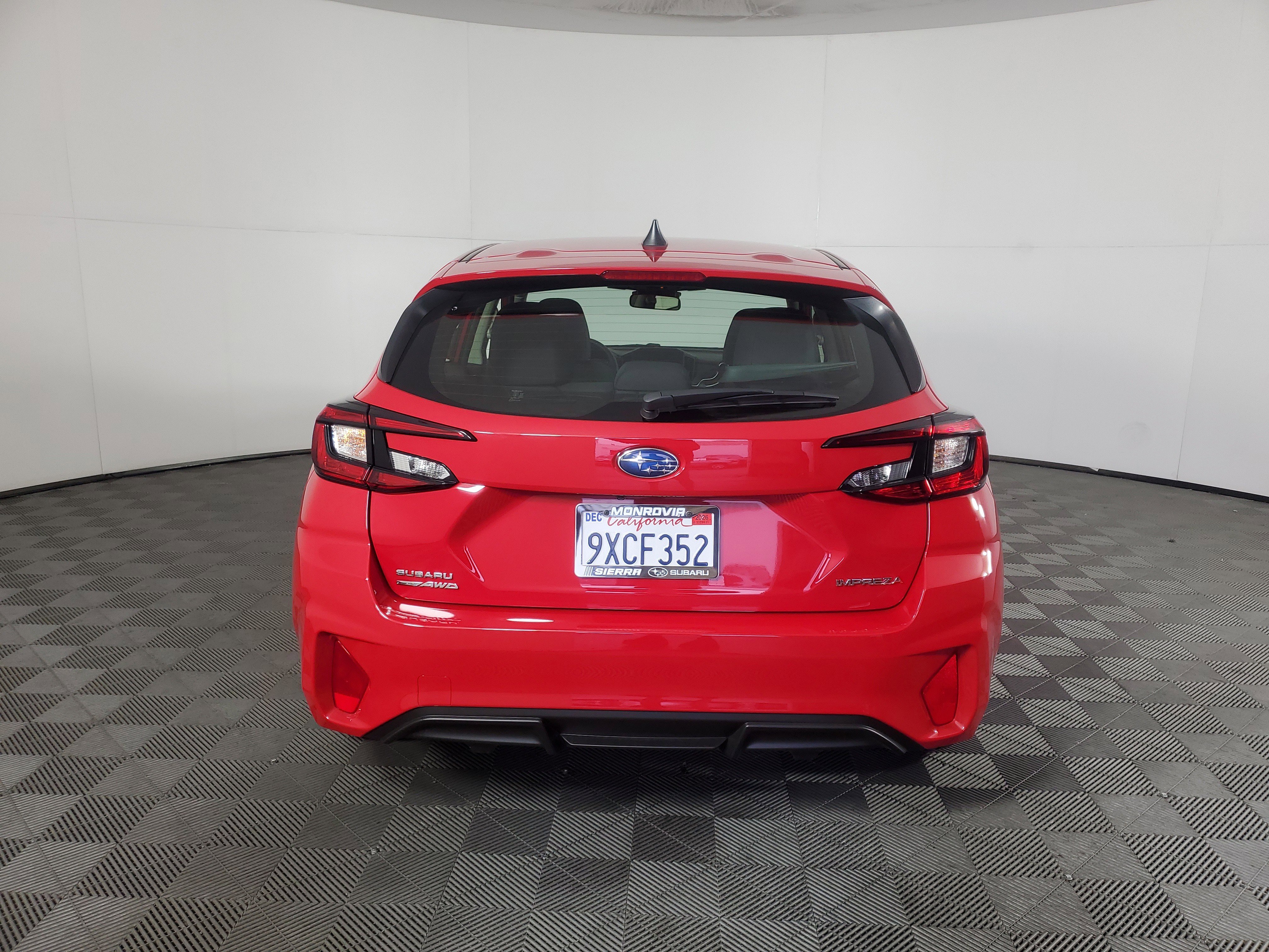 Used 2025 Subaru Impreza 2.0i AWD/4WD image 5