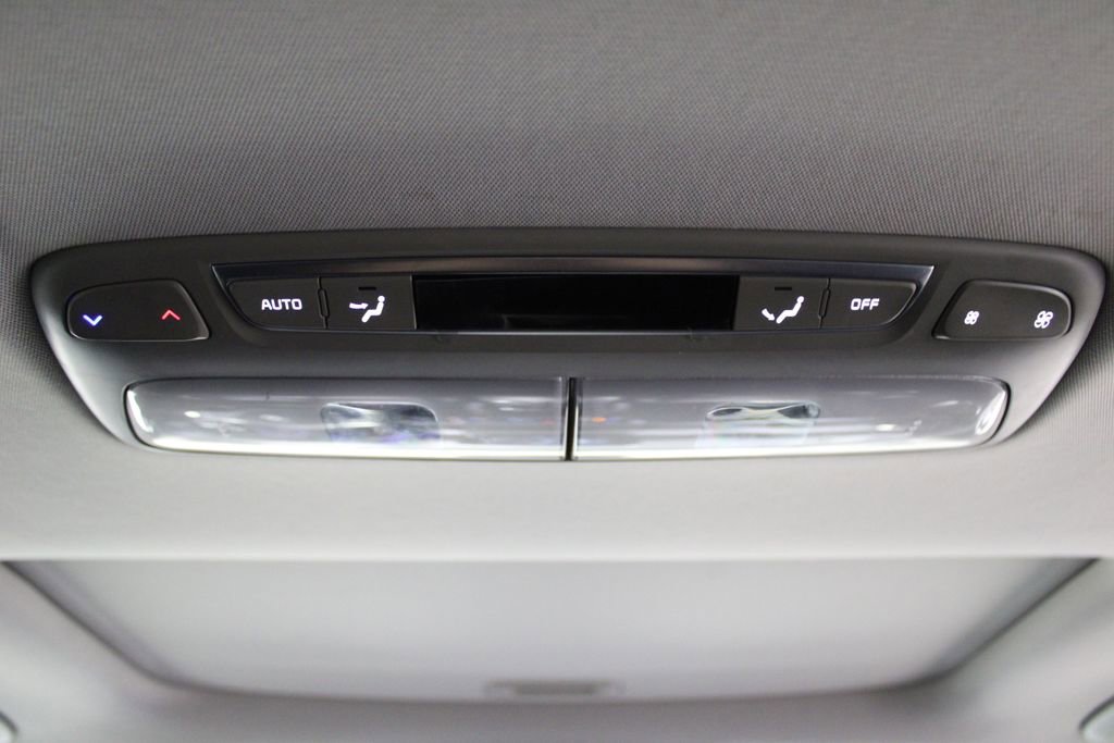 Used 2020 Kia Telluride EX image 37