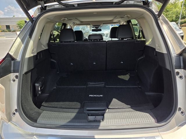 Used 2025 Nissan Rogue Platinum AWD/4WD image 39