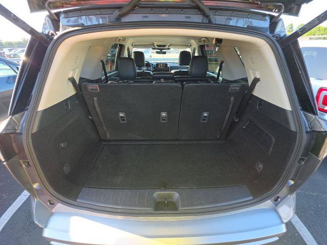 Certified 2025 Nissan Pathfinder SL FWD image 17