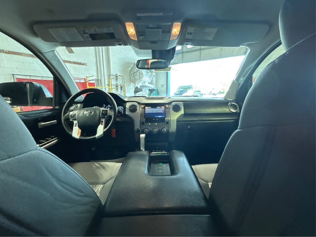 Used 2020 Toyota Tundra SR5 w/ SX Package AWD/4WD image 33