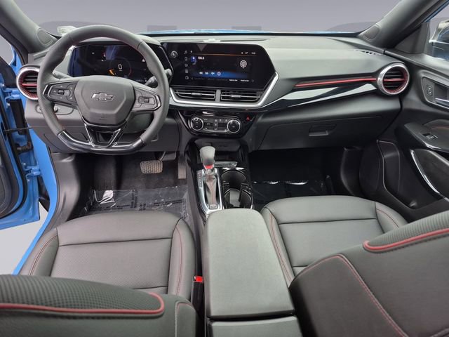 Used 2024 Chevrolet Trax RS w/ Sunroof Package image 12