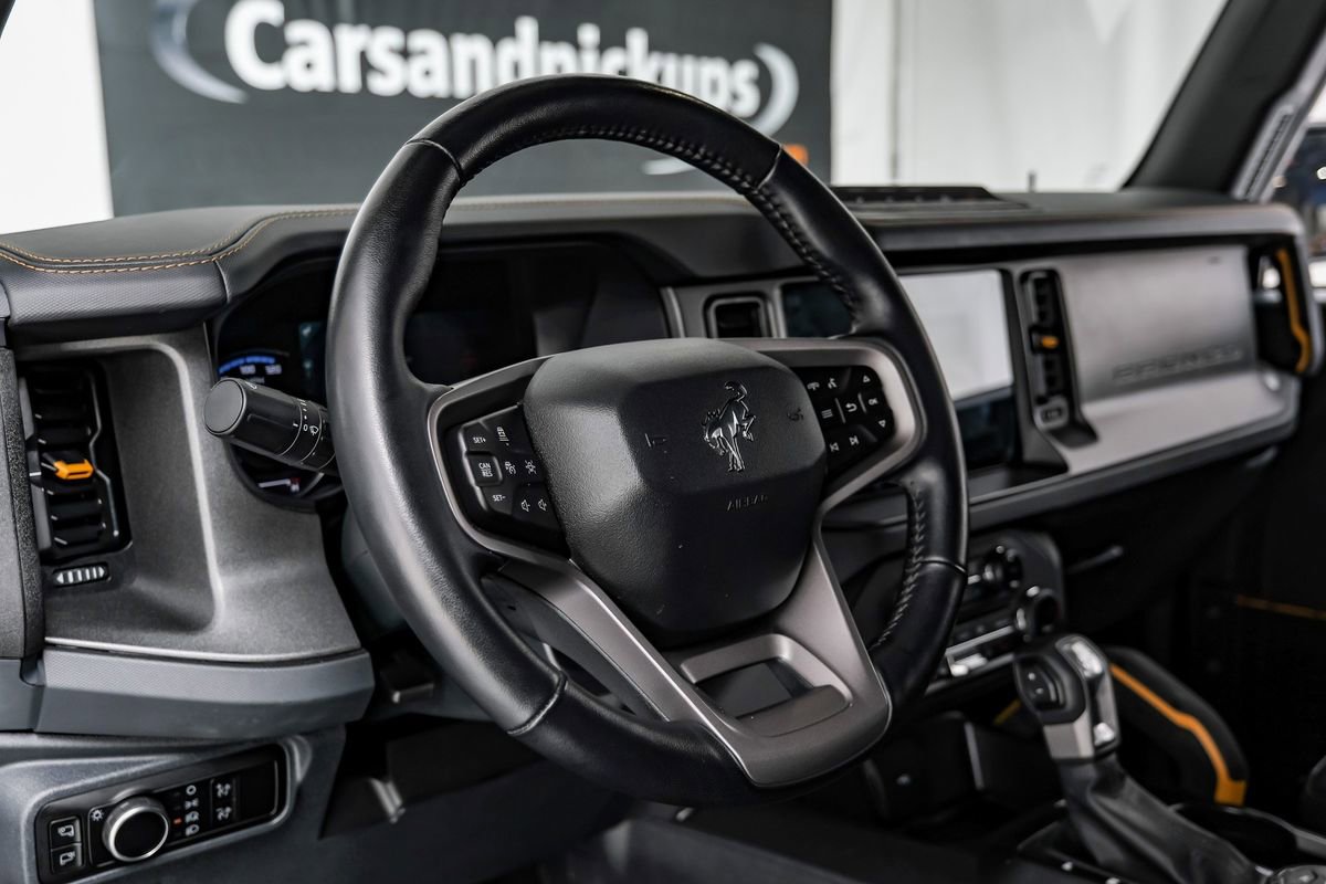 Used 2024 Ford Bronco Badlands image 19