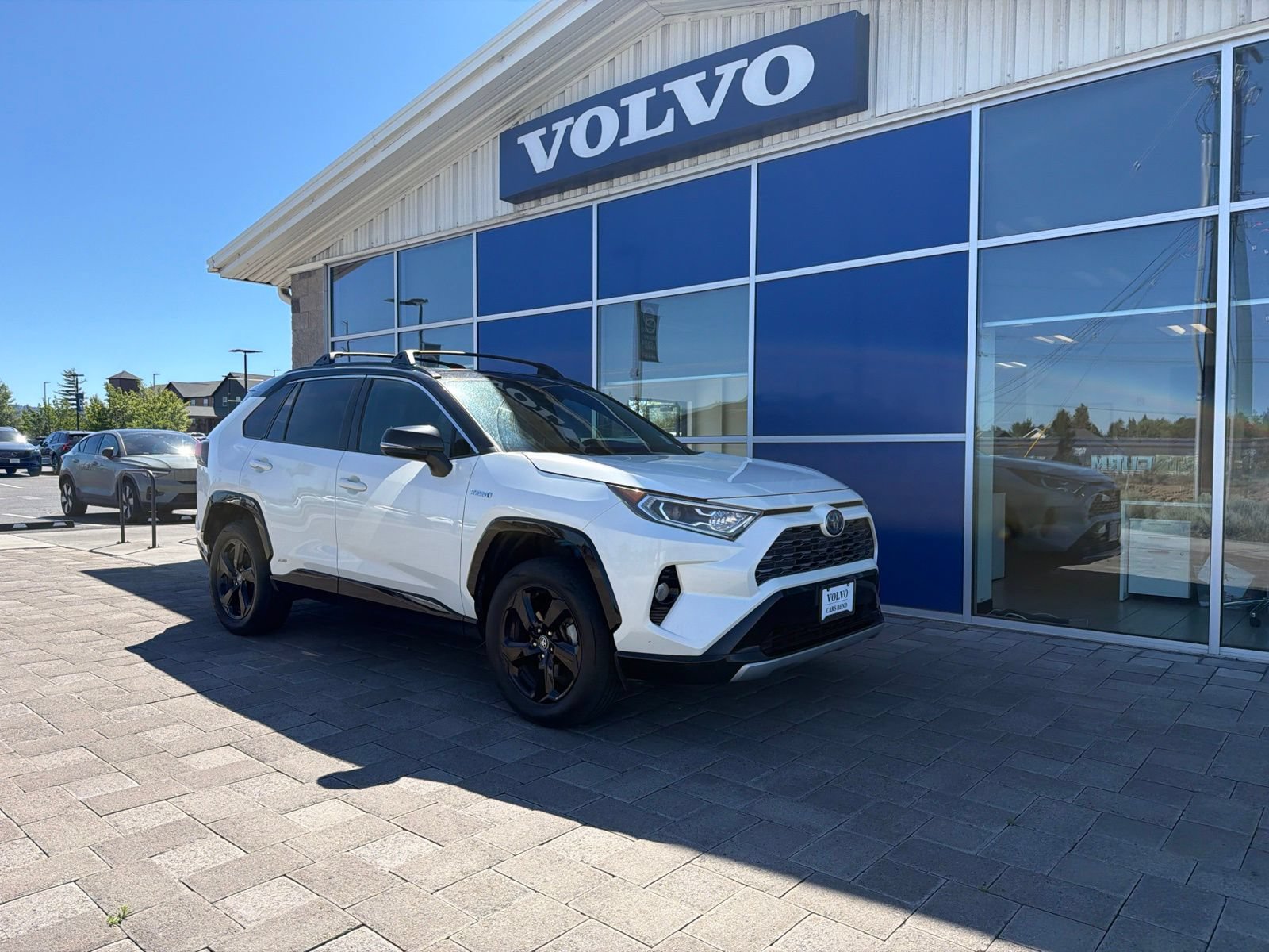Used 2020 Toyota RAV4 XSE AWD/4WD image 1