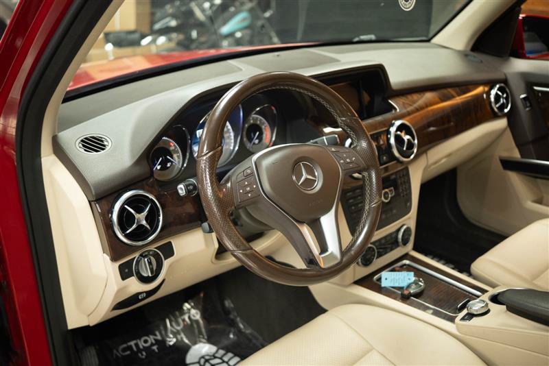 Used 2014 Mercedes-Benz GLK 350 4MATIC image 10