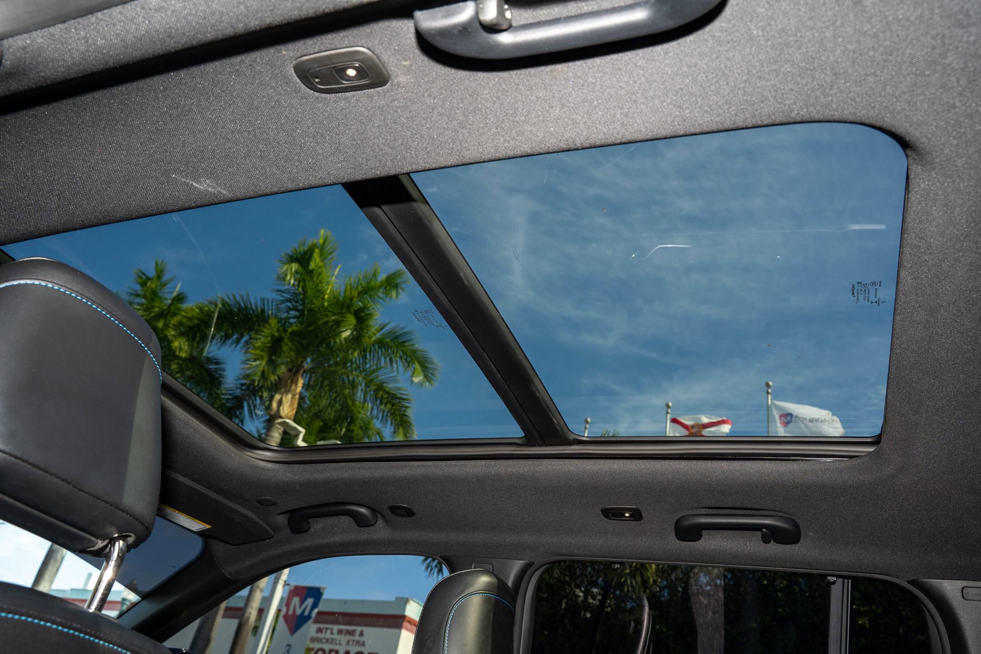 Used 2023 Jeep Grand Cherokee Trailhawk w/ Luxury Tech Group III image 20