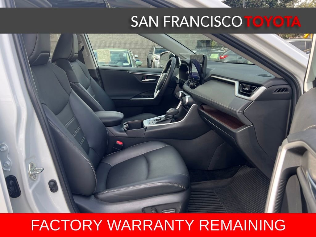 Used 2023 Toyota RAV4 Limited image 20