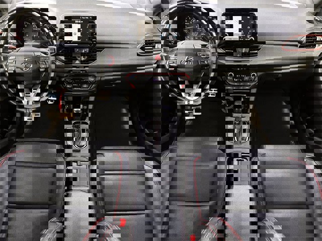 Used 2018 Hyundai Elantra GT Sport w/ Sport Tech Package 04 image 14