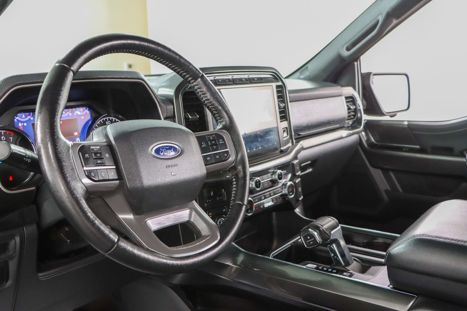 Used 2021 Ford F150 XLT w/ Equipment Group 302A High AWD/4WD image 24