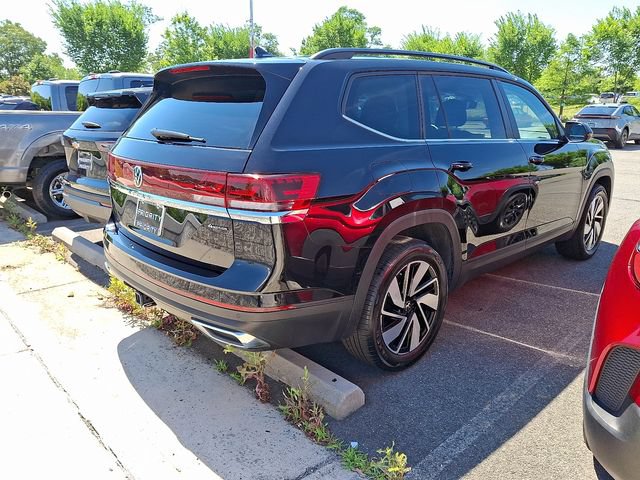 Used 2026 Volkswagen Atlas SE AWD/4WD image 4