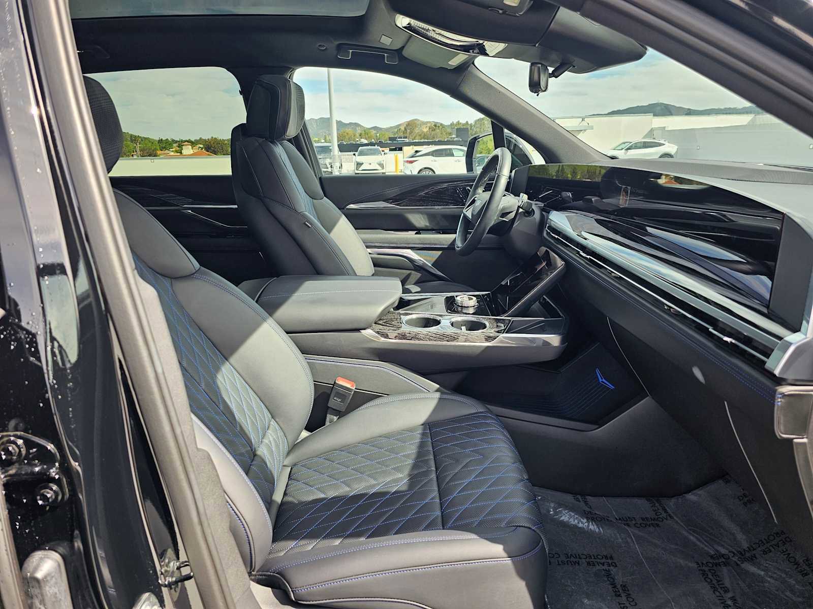 Used 2025 Cadillac Escalade IQ Luxury 1 image 10