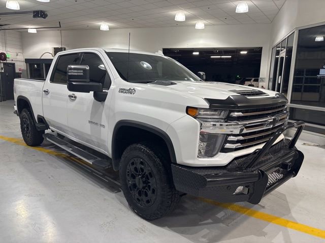 Used 2021 Chevrolet Silverado 3500 High Country AWD/4WD image 3