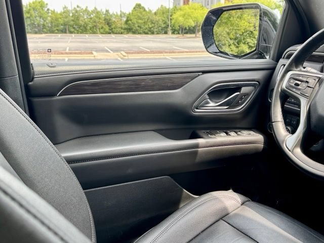 Used 2024 Chevrolet Suburban LT AWD/4WD image 20