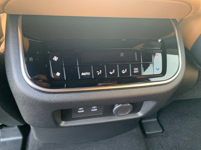 New 2026 Nissan Armada SL image 23