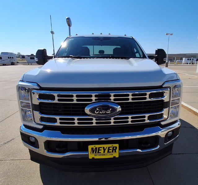 New 2026 Ford F350 XLT image 3