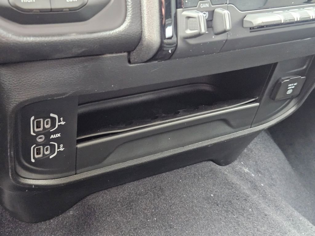 New 2026 RAM 3500 Tradesman image 27