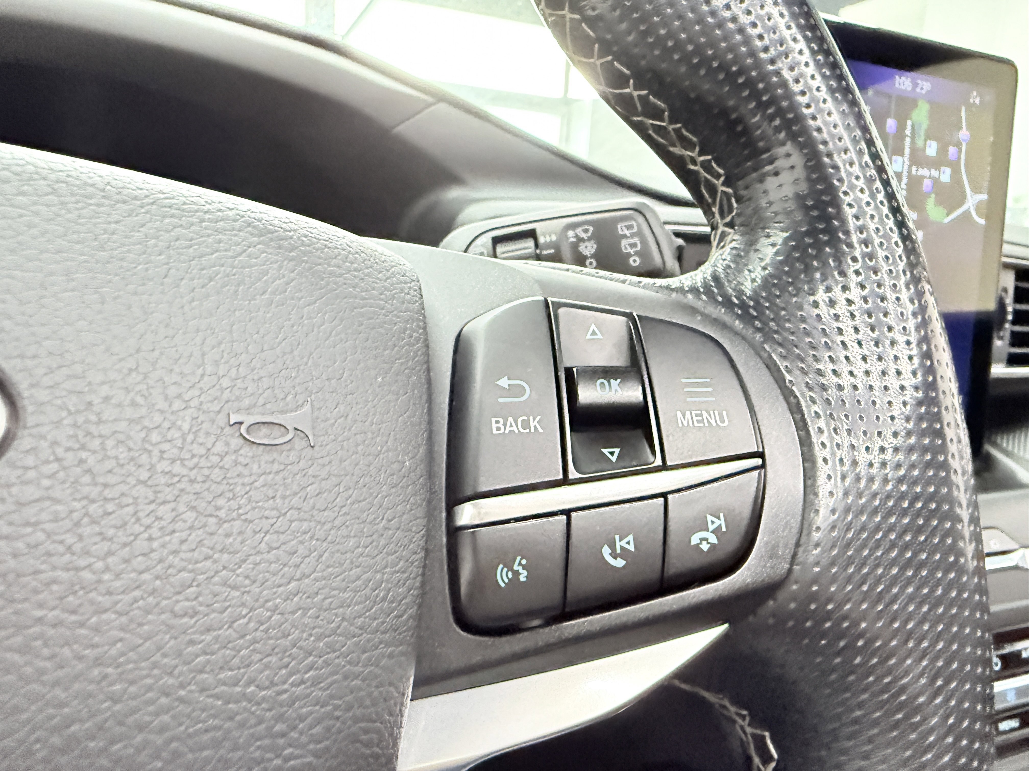 Used 2020 Ford Explorer ST w/ ST Street Pack image 17