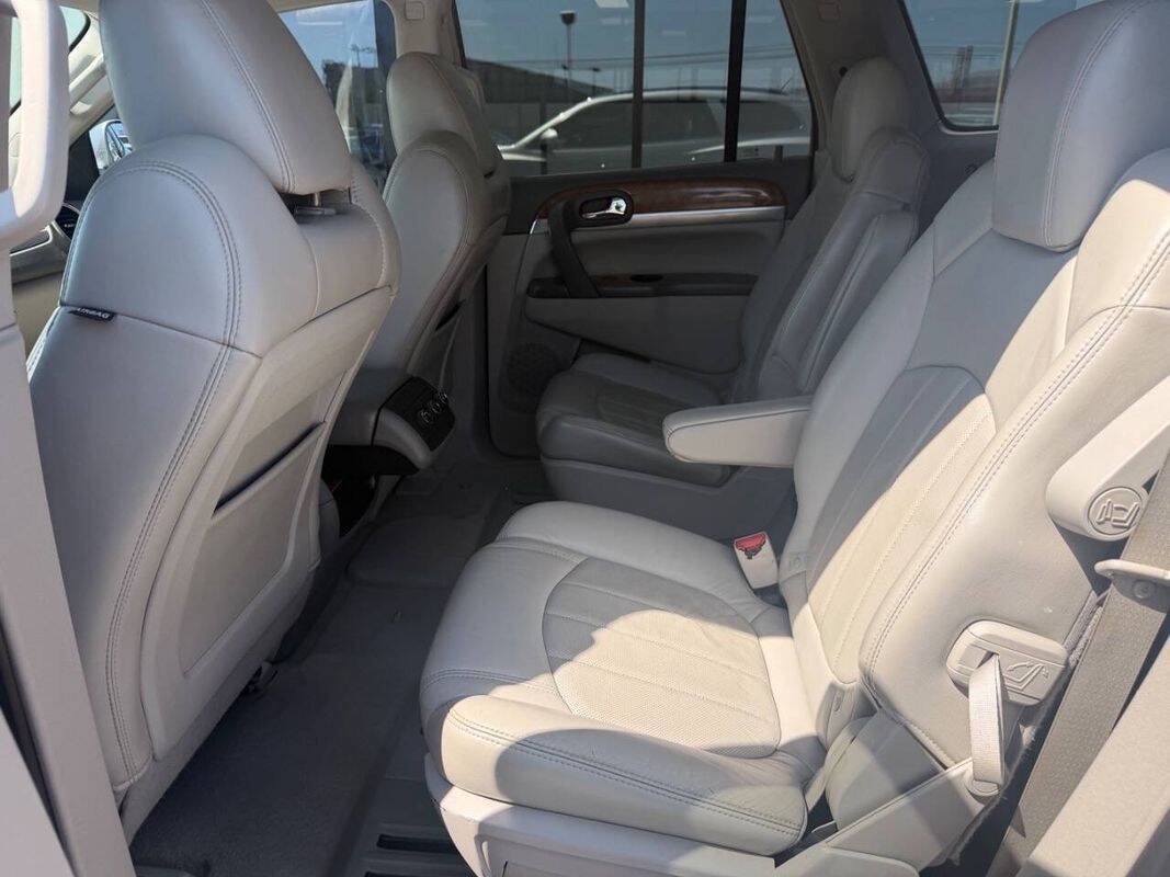 Used 2010 Buick Enclave CXL AWD/4WD image 13