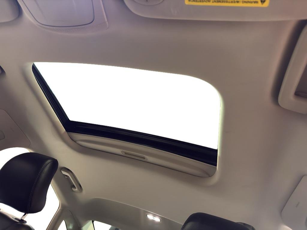 Used 2018 Ford Fusion Titanium AWD/4WD image 15
