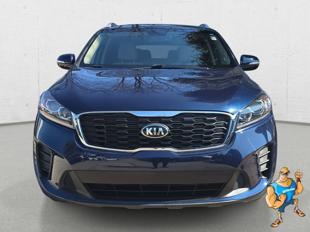 Used 2019 Kia Sorento LX w/ LX Convenience Package image 2