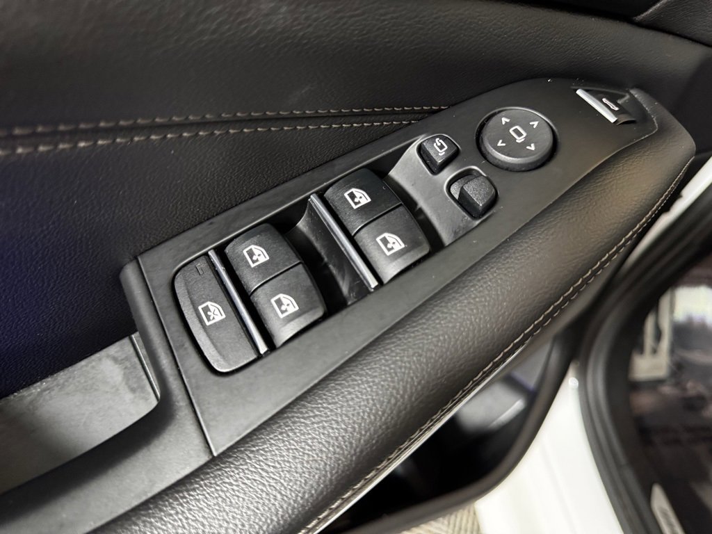 Used 2022 BMW X5 M50i w/ Premium Package image 20