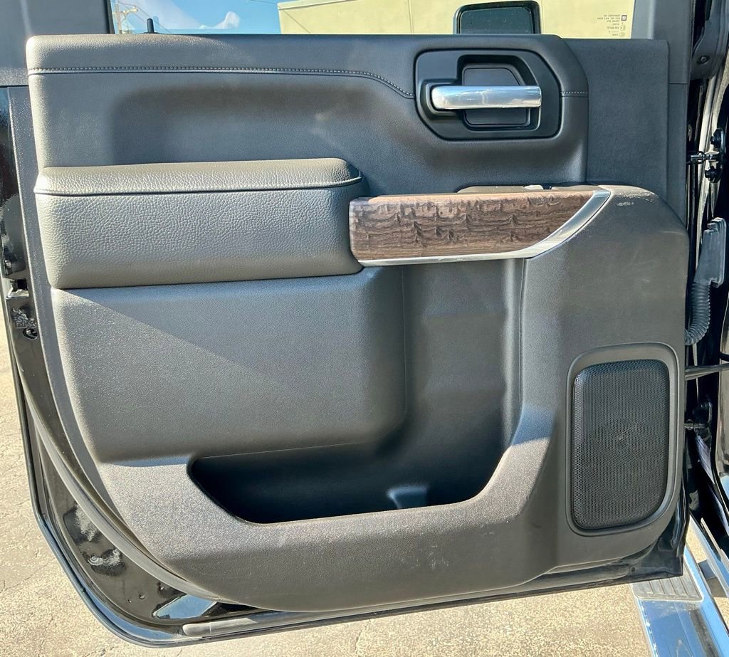 Used 2022 GMC Sierra 3500 Denali w/ Denali Ultimate Package image 33