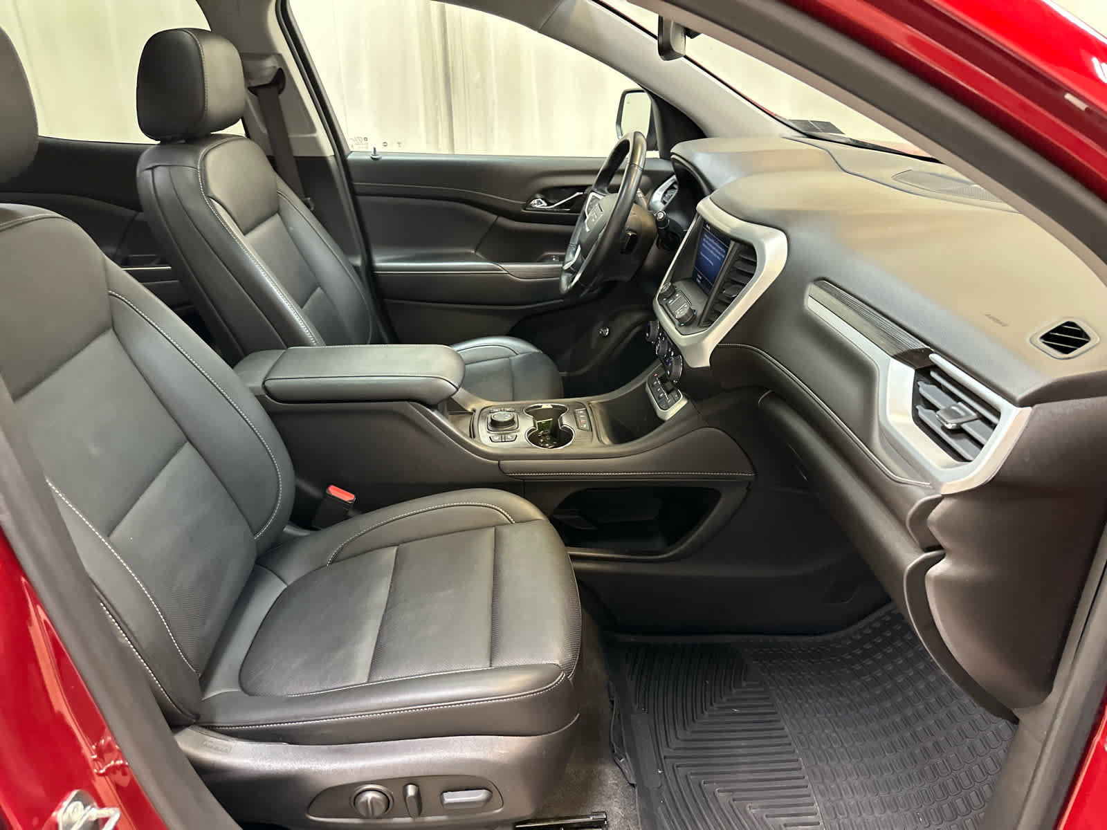 Used 2023 GMC Acadia SLT w/ Technology Package image 20