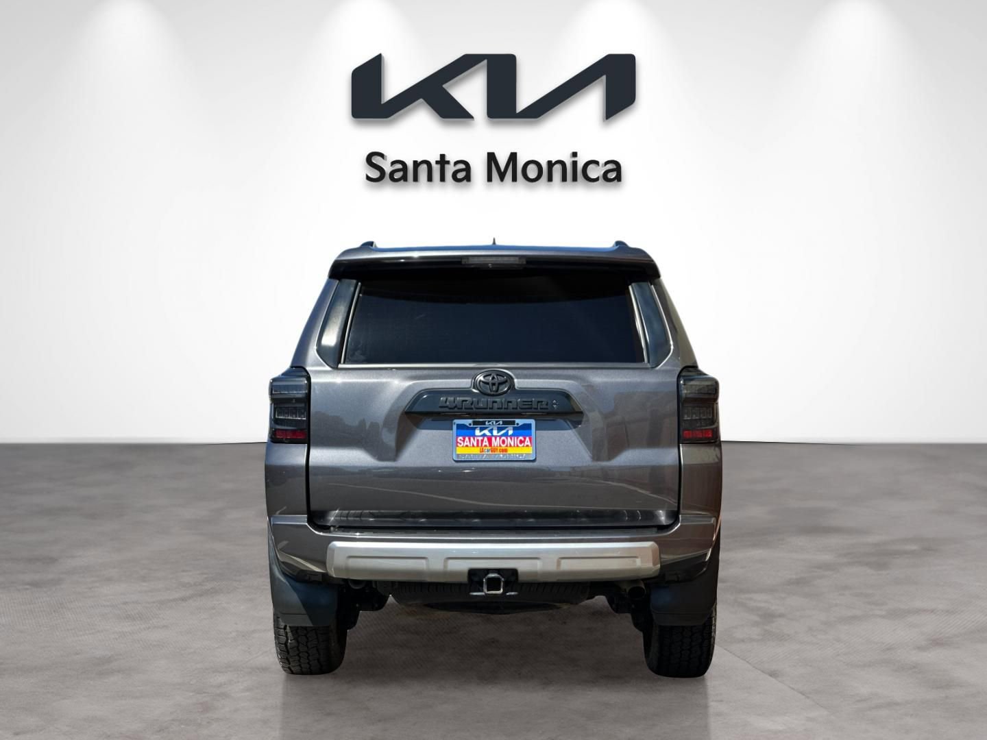 Used 2022 Toyota 4Runner TRD Off-Road Premium w/ Moonroof Package AWD/4WD image 5