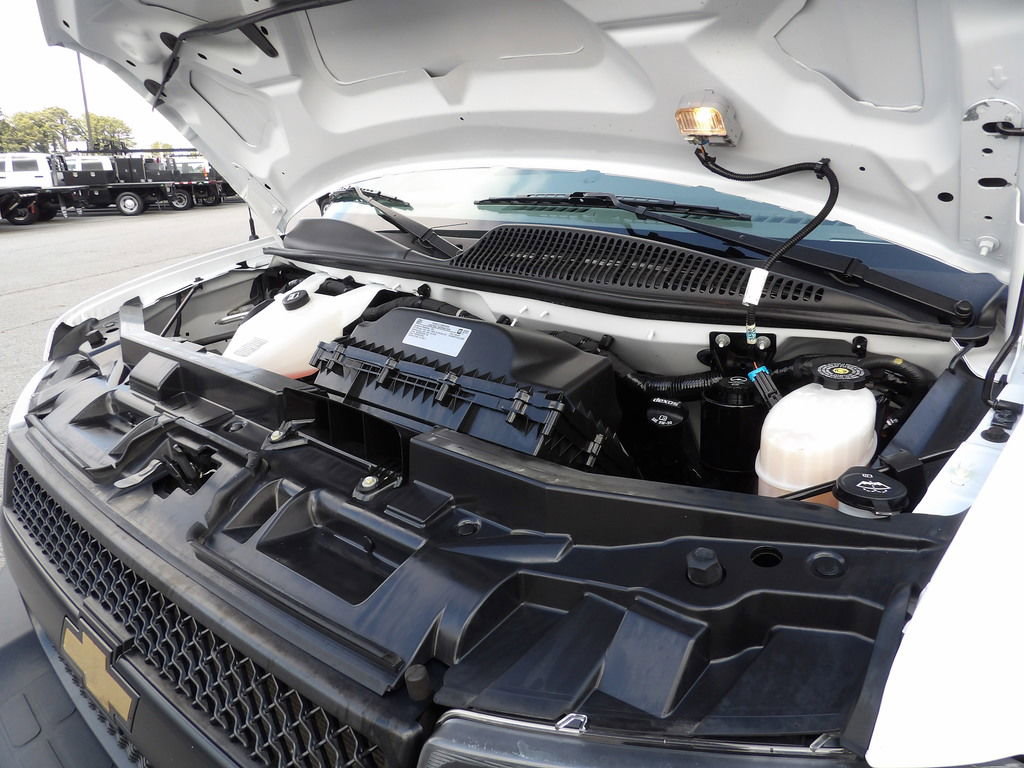 Used 2022 Chevrolet Express 2500 Extended w/ Driver Convenience Package image 40