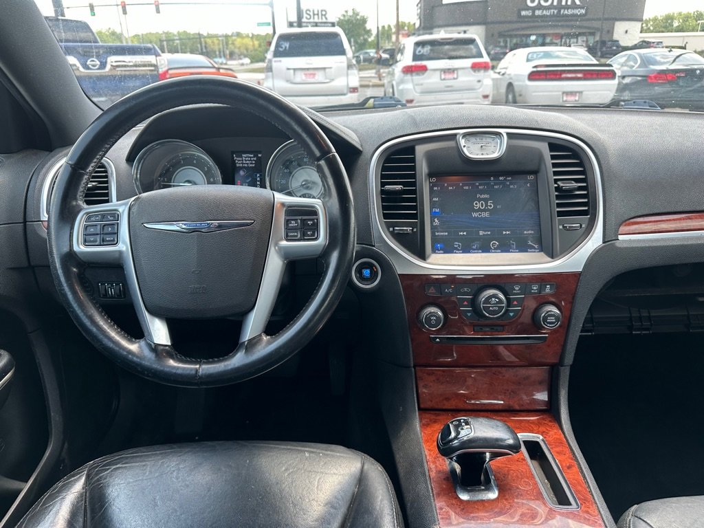Used 2013 Chrysler 300 Touring image 7
